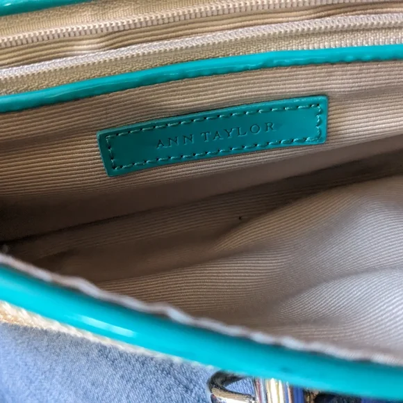 Ann Taylor Y2K turquoise vintage shoulder bag with cute silver details - Picture 5 of 8